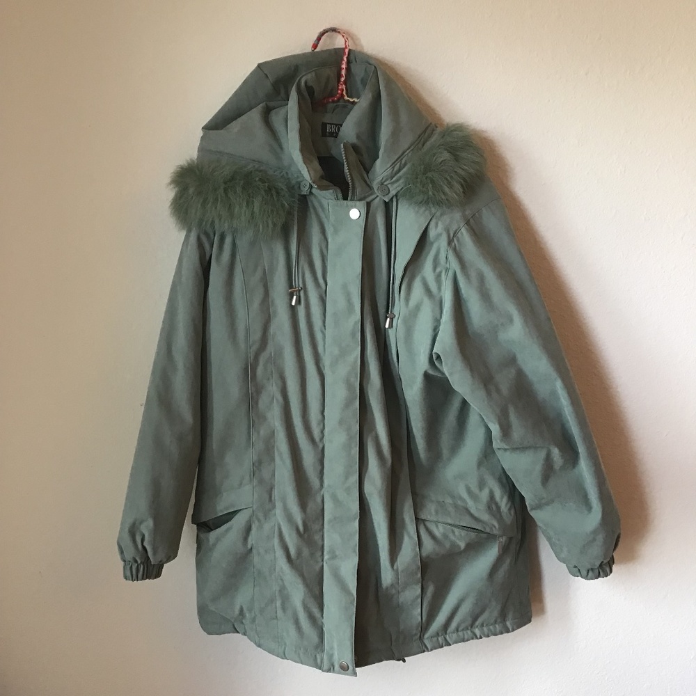 Sage Green Parka Size M